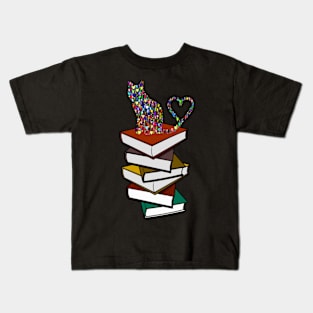 I Love Cats And Books Kids T-Shirt